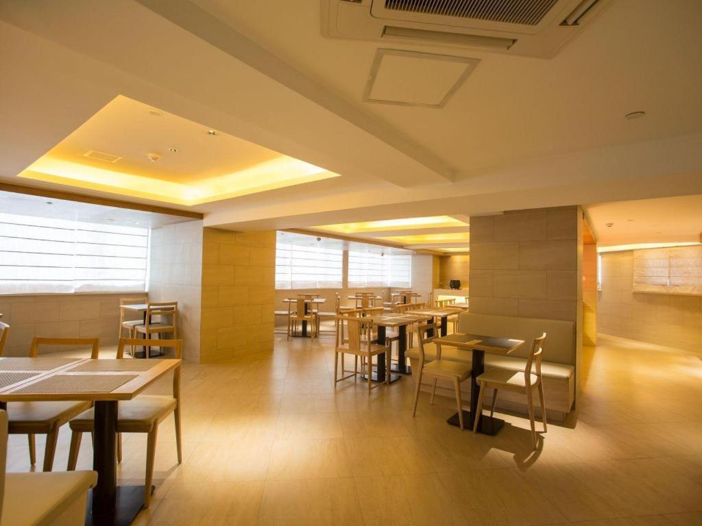 Ji Hotel Shanghai Yan An Road Branch Exterior photo